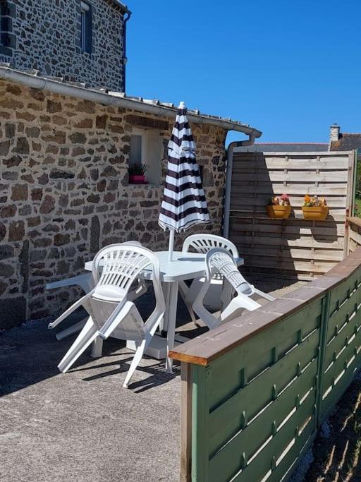Gite Kerlosvezan, A La Campagne, Proche Mer Lampaul-Ploudalmézeau Exterior foto