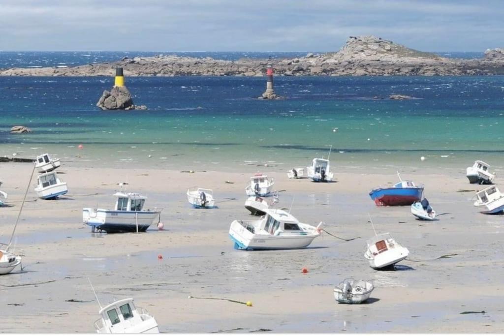 Gite Kerlosvezan, A La Campagne, Proche Mer Lampaul-Ploudalmézeau Exterior foto
