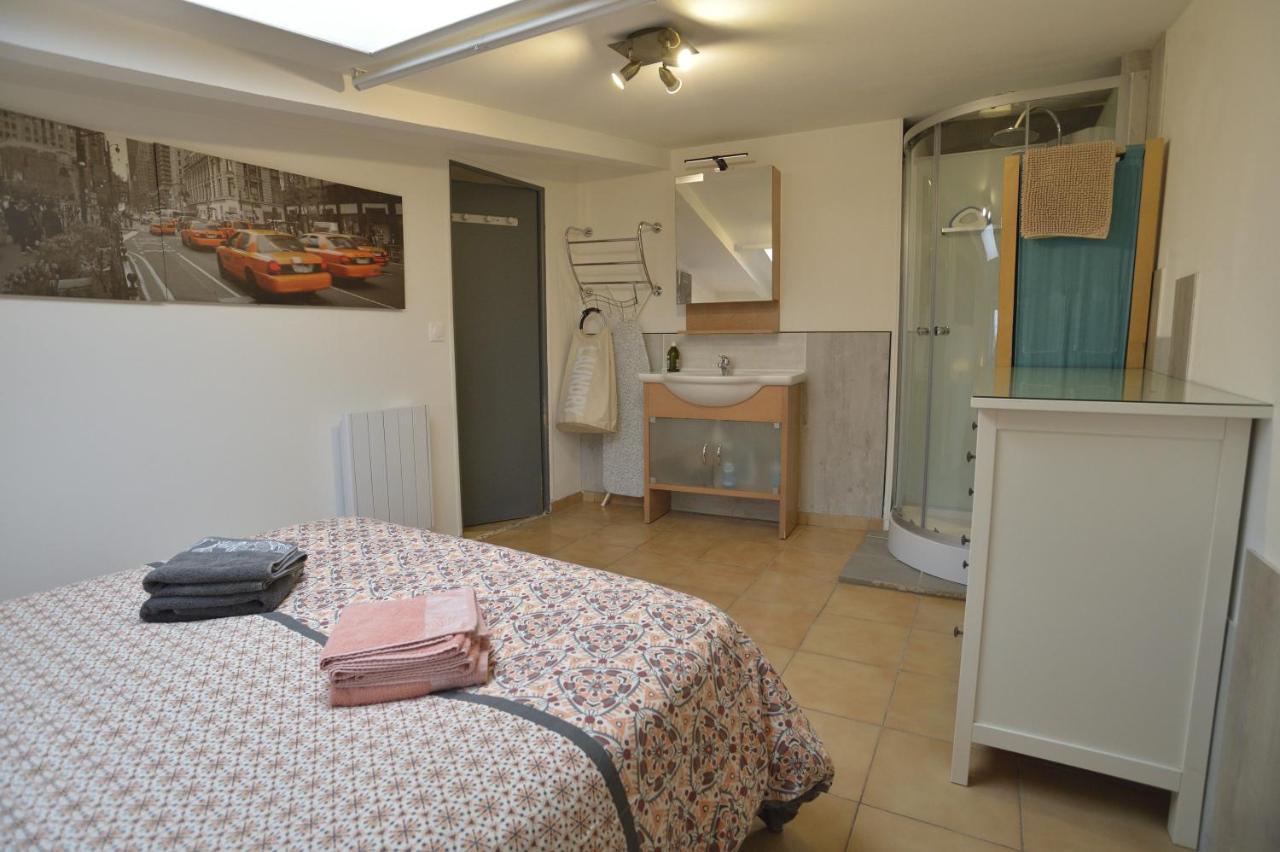 Gite Kerlosvezan, A La Campagne, Proche Mer Lampaul-Ploudalmézeau Exterior foto